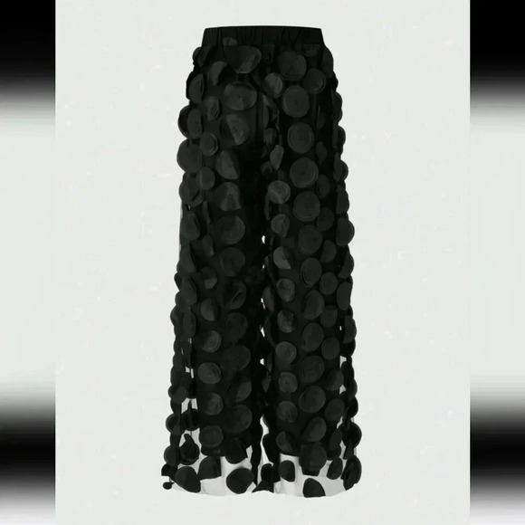 Women's Floral Embroidered Mesh Wide Leg Pants - Picture 2 of 6